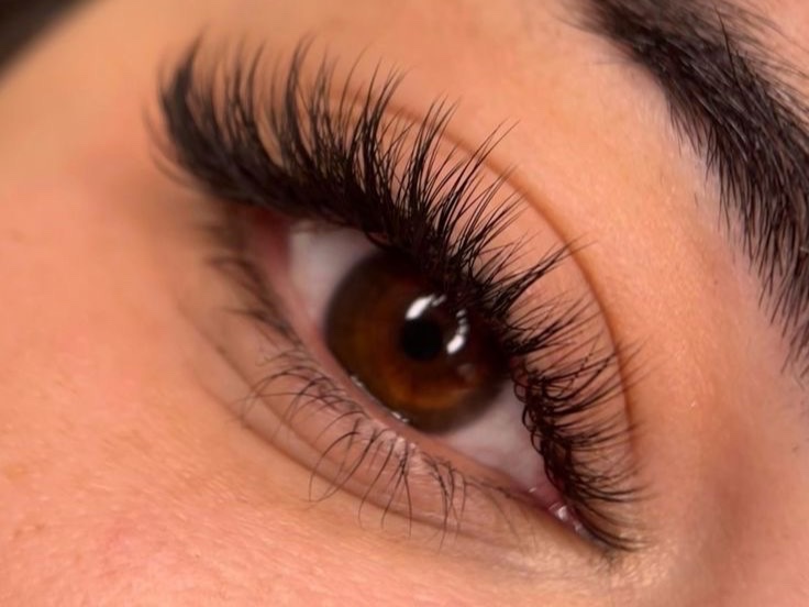 Hybrid lash set by M&M Lash Boutique
